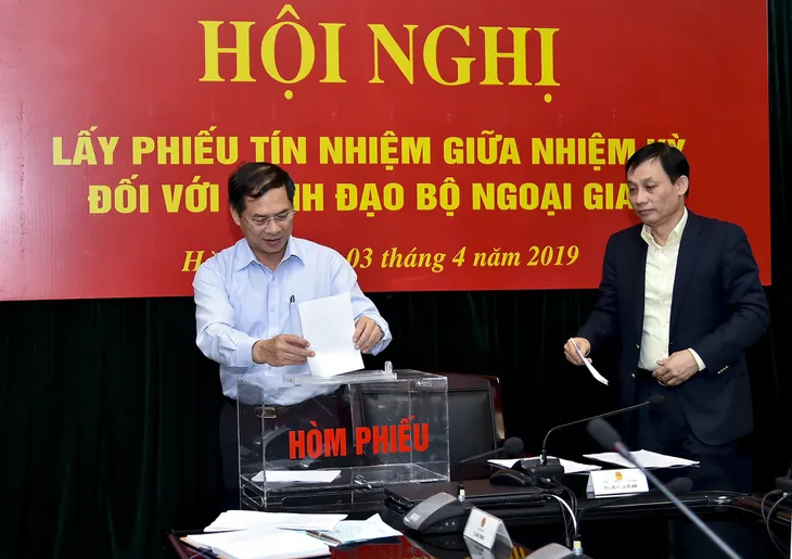 Gắn kết công tác của Đảng với công tác xây dựng ngành Ngoại giao - Ảnh 1. Gắn kết công tác của Đảng với công tác xây dựng ngành Ngoại giao - Ảnh 1.
