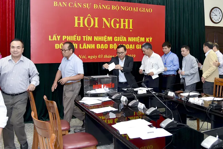 Gắn kết công tác của Đảng với công tác xây dựng ngành Ngoại giao - Ảnh 3. Gắn kết công tác của Đảng với công tác xây dựng ngành Ngoại giao - Ảnh 3.
