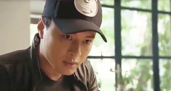 Mê cung - Tập 3: Cuối cùng cũng bị triệu tập nhưng tên biến thái Fedora trả lời dị như thách thức công an - Ảnh 4. Mê cung - Tập 3: Cuối cùng cũng bị triệu tập nhưng tên biến thái Fedora trả lời dị như thách thức công an - Ảnh 4.