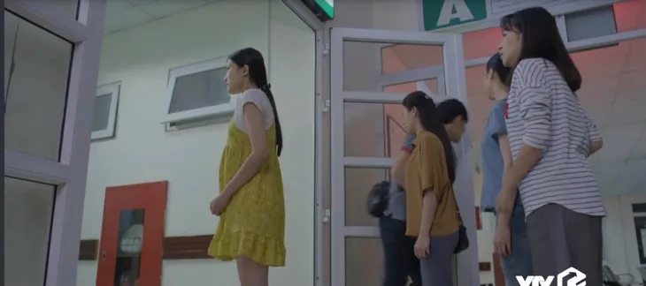 Những cô gái trong thành phố - Tập 29: Sau khi tự tử không thành, Tùng - Mai có quay lại thành đôi? - Ảnh 11. Những cô gái trong thành phố - Tập 29: Sau khi tự tử không thành, Tùng - Mai có quay lại thành đôi? - Ảnh 11.