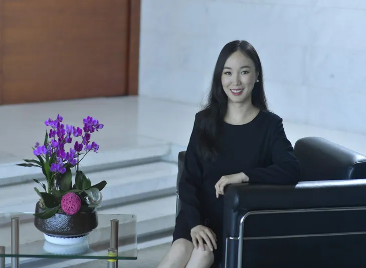 Nhờ dầu gội Cỏ mực Mộc Nhu, chị Quyên đã giã từ tóc bạc, tìm lại tuổi xuân xanh chỉ sau vài tuần - Ảnh 1.