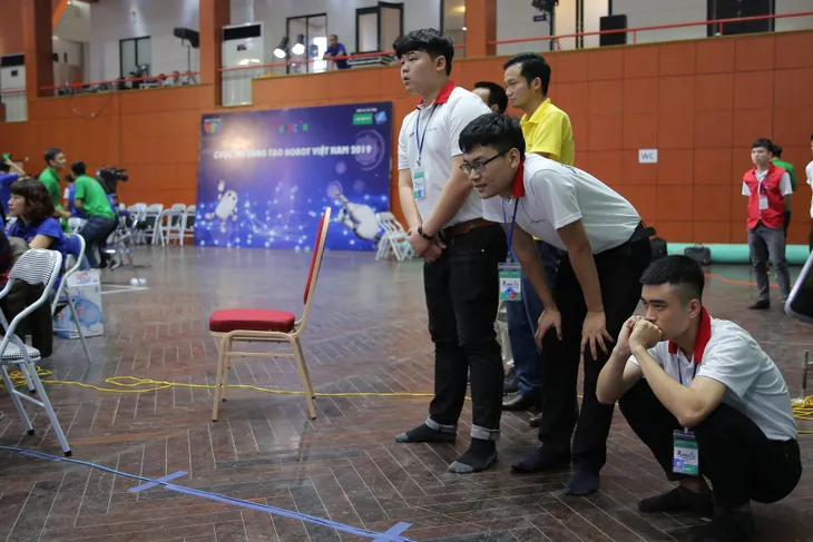 Robocon Đại học Công nghiệp Hà Nội: Ổn định, chính xác, thẳng tiến Hải Dương - Ảnh 11. Robocon Đại học Công nghiệp Hà Nội: Ổn định, chính xác, thẳng tiến Hải Dương - Ảnh 11.
