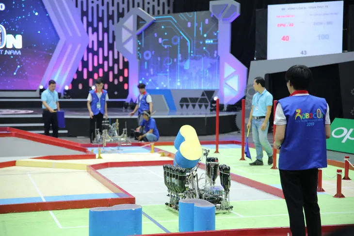 Robocon Đại học Công nghiệp Hà Nội: Ổn định, chính xác, thẳng tiến Hải Dương - Ảnh 73. Robocon Đại học Công nghiệp Hà Nội: Ổn định, chính xác, thẳng tiến Hải Dương - Ảnh 73.