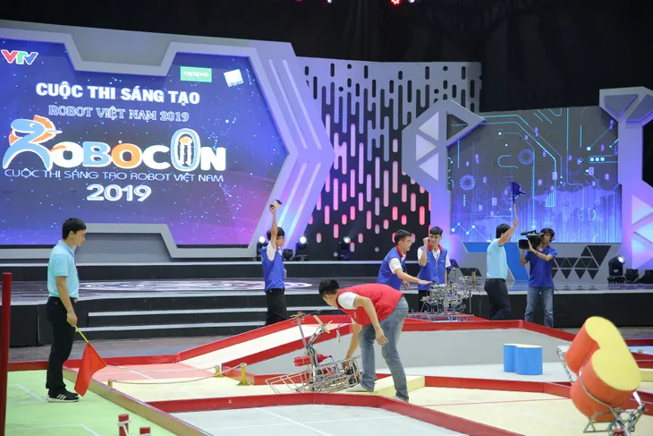 Robocon Đại học Công nghiệp Hà Nội: Ổn định, chính xác, thẳng tiến Hải Dương - Ảnh 75. Robocon Đại học Công nghiệp Hà Nội: Ổn định, chính xác, thẳng tiến Hải Dương - Ảnh 75.