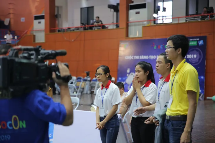 Tiếp bước ĐH Xây Dựng, tân binh Phenikaa giành vé vào chung kết Robocon Việt Nam 2019 - Ảnh 19. Tiếp bước ĐH Xây Dựng, tân binh Phenikaa giành vé vào chung kết Robocon Việt Nam 2019 - Ảnh 19.