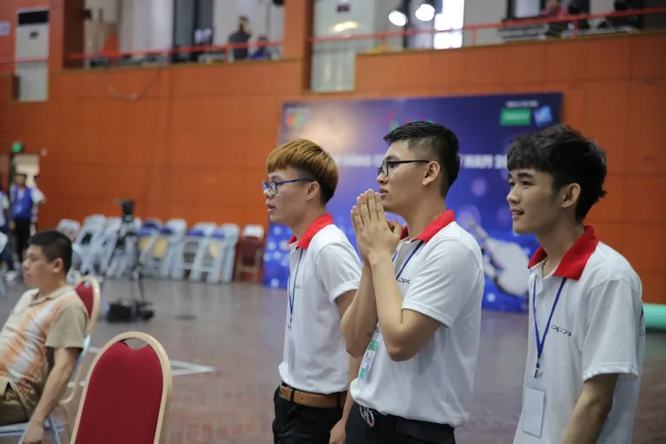 Tiếp bước ĐH Xây Dựng, tân binh Phenikaa giành vé vào chung kết Robocon Việt Nam 2019 - Ảnh 25. Tiếp bước ĐH Xây Dựng, tân binh Phenikaa giành vé vào chung kết Robocon Việt Nam 2019 - Ảnh 25.