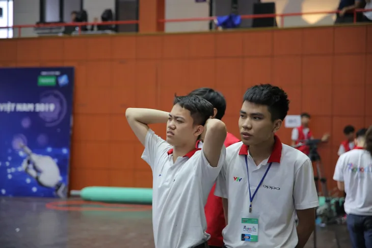 Tiếp bước ĐH Xây Dựng, tân binh Phenikaa giành vé vào chung kết Robocon Việt Nam 2019 - Ảnh 33. Tiếp bước ĐH Xây Dựng, tân binh Phenikaa giành vé vào chung kết Robocon Việt Nam 2019 - Ảnh 33.