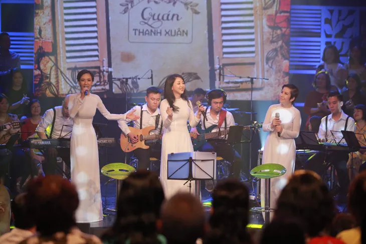 Quán thanh xuân tháng 4: Ngày mai anh lên đường - Ảnh 1. Quán thanh xuân tháng 4: Ngày mai anh lên đường - Ảnh 1.
