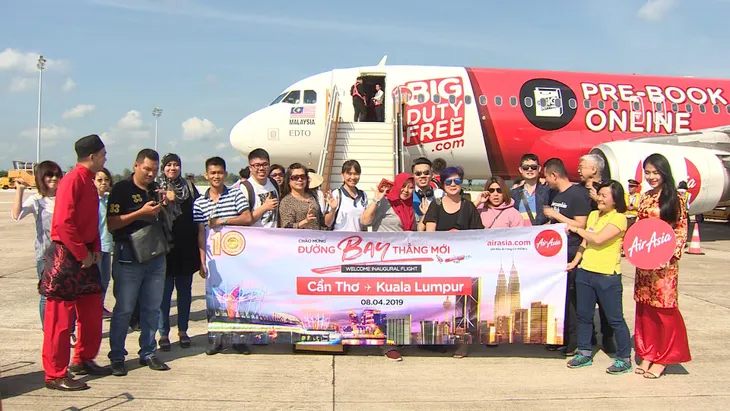 Khai trương đường bay thẳng Cần Thơ - Kuala Lumpur - Ảnh 1. Khai trương đường bay thẳng Cần Thơ - Kuala Lumpur - Ảnh 1.
