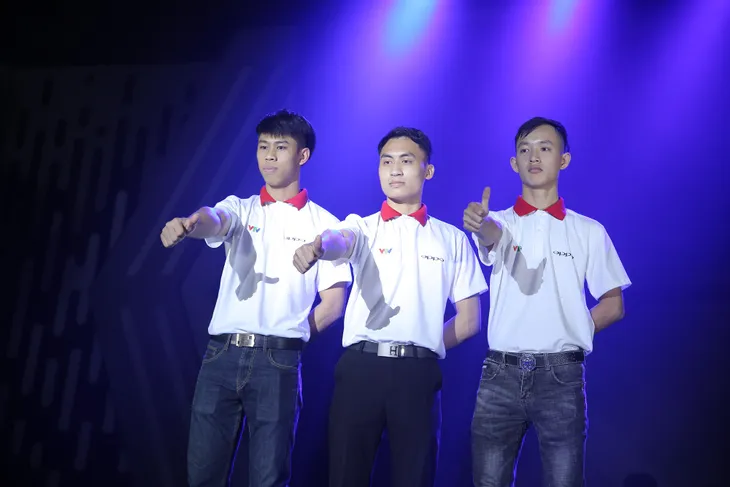 Những gương mặt giành vé vào chung kết Robocon Việt Nam 2019 - Ảnh 11. Những gương mặt giành vé vào chung kết Robocon Việt Nam 2019 - Ảnh 11.