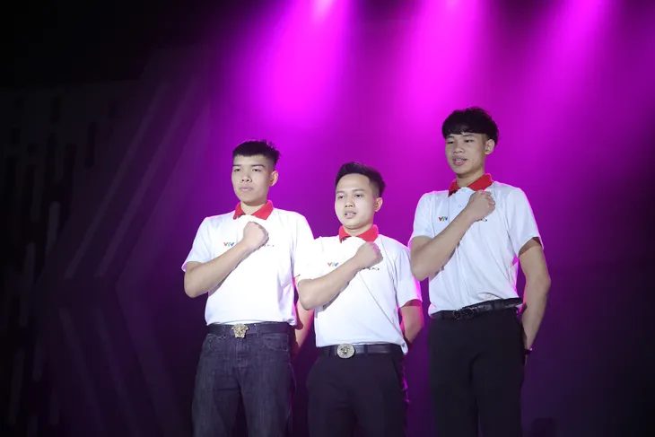 Những gương mặt giành vé vào chung kết Robocon Việt Nam 2019 - Ảnh 12. Những gương mặt giành vé vào chung kết Robocon Việt Nam 2019 - Ảnh 12.