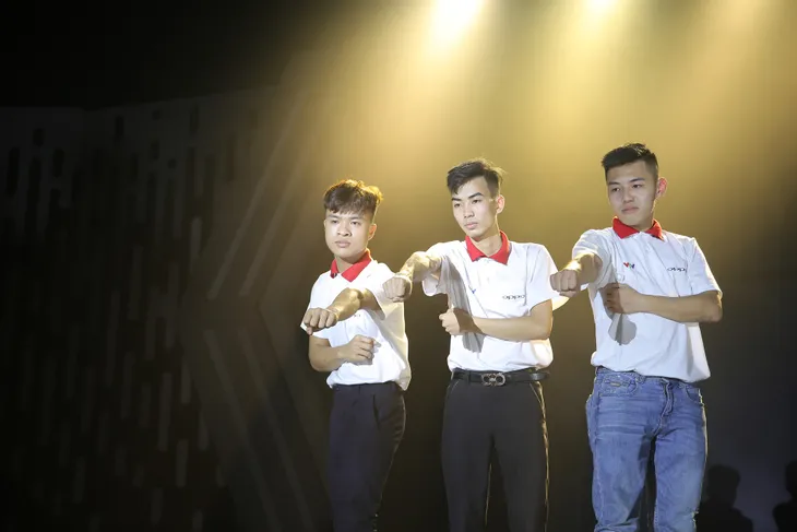 Những gương mặt giành vé vào chung kết Robocon Việt Nam 2019 - Ảnh 18. Những gương mặt giành vé vào chung kết Robocon Việt Nam 2019 - Ảnh 18.