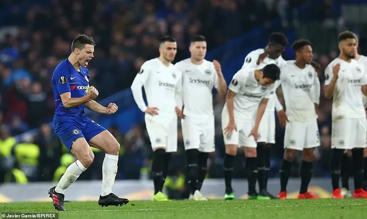 ẢNH: Chelsea nghẹt thở vượt qua Frankfurt, tiến vào chung kết Europa League - Ảnh 12. ẢNH: Chelsea nghẹt thở vượt qua Frankfurt, tiến vào chung kết Europa League - Ảnh 12.