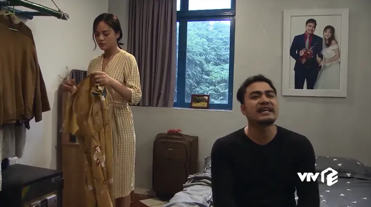 Về nhà đi con - Tập 21: Thư (Bảo Thanh) sang nhượng cửa hàng, Huệ (Thu Quỳnh) bị chồng nghi tình cũ không rủ cũng tới - Ảnh 5. Về nhà đi con - Tập 21: Thư (Bảo Thanh) sang nhượng cửa hàng, Huệ (Thu Quỳnh) bị chồng nghi tình cũ không rủ cũng tới - Ảnh 5.