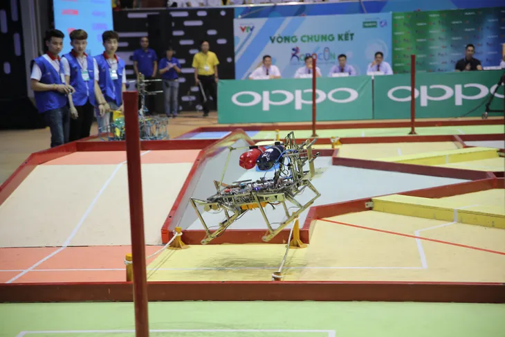VCK Robocon Việt Nam 2019: Nghẹt thở đến những giây cuối cùng - Ảnh 27. VCK Robocon Việt Nam 2019: Nghẹt thở đến những giây cuối cùng - Ảnh 27.