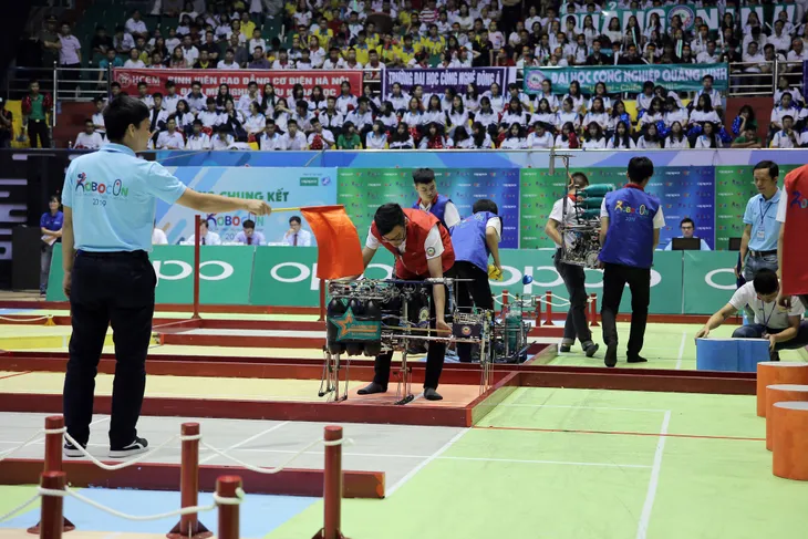 VCK Robocon Việt Nam 2019: Nghẹt thở đến những giây cuối cùng - Ảnh 48. VCK Robocon Việt Nam 2019: Nghẹt thở đến những giây cuối cùng - Ảnh 48.
