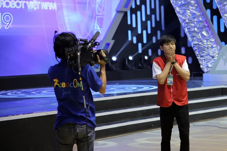 VCK Robocon Việt Nam 2019: Nghẹt thở đến những giây cuối cùng - Ảnh 67. VCK Robocon Việt Nam 2019: Nghẹt thở đến những giây cuối cùng - Ảnh 67.