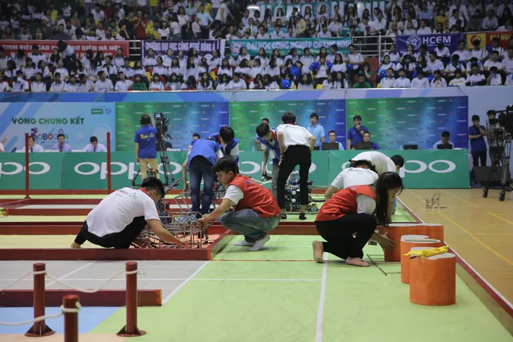 VCK Robocon Việt Nam 2019: Nghẹt thở đến những giây cuối cùng - Ảnh 93. VCK Robocon Việt Nam 2019: Nghẹt thở đến những giây cuối cùng - Ảnh 93.