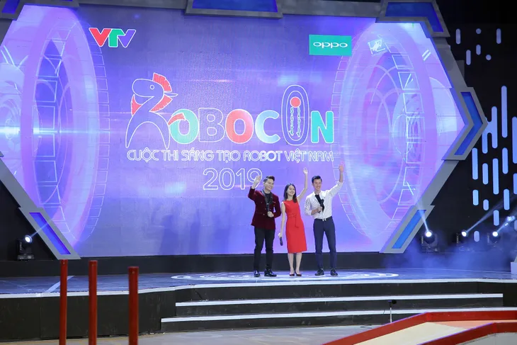 VCK Robocon Việt Nam 2019: Nghẹt thở đến những giây cuối cùng - Ảnh 125. VCK Robocon Việt Nam 2019: Nghẹt thở đến những giây cuối cùng - Ảnh 125.