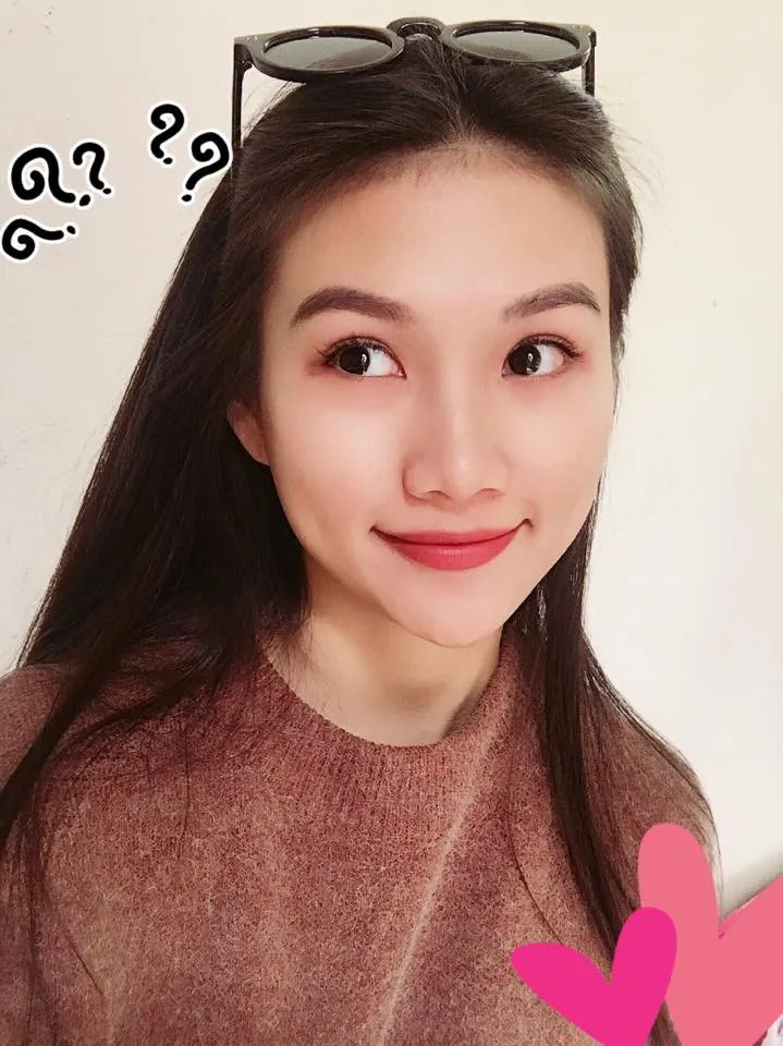 Nhan sắc đời thường đẹp say lòng người của người yêu gã Fedora trong Mê cung - Ảnh 7. Nhan sắc đời thường đẹp say lòng người của người yêu gã Fedora trong Mê cung - Ảnh 7.