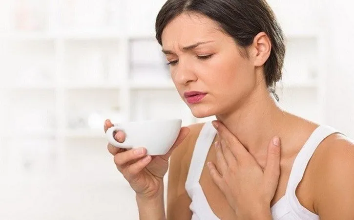 Uống nước đá mùa nắng nóng gây hại cho sức khỏe như thế nào? - Ảnh 3. Uống nước đá mùa nắng nóng gây hại cho sức khỏe như thế nào? - Ảnh 3.