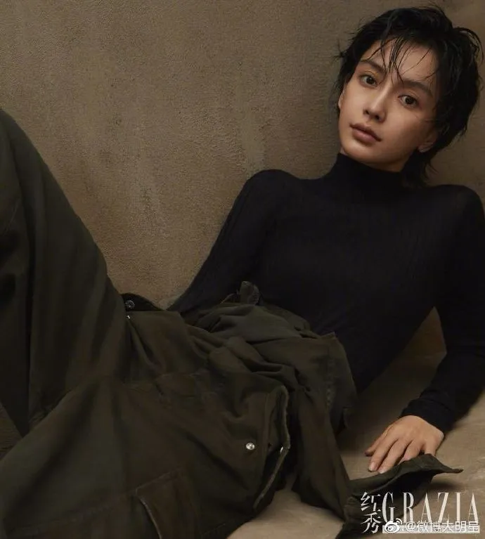 Angelababy đẹp cá tính với tóc ngắn - Ảnh 5. Angelababy đẹp cá tính với tóc ngắn - Ảnh 5.