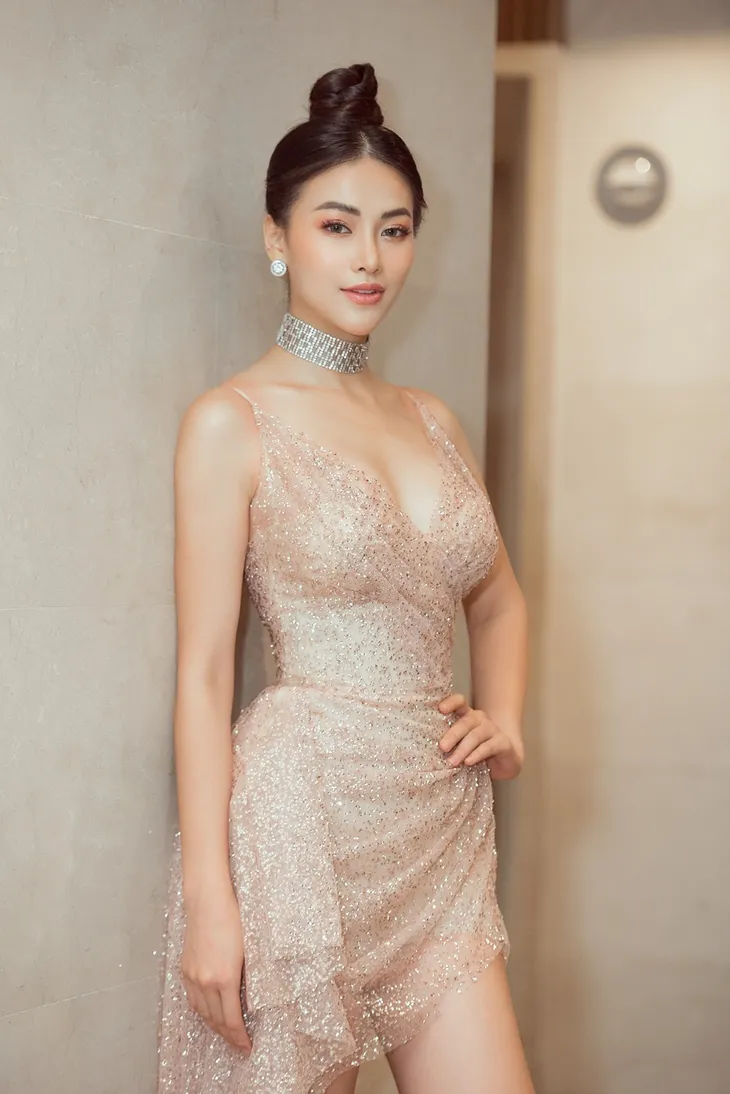 Hoa hậu Phương Khánh giảm 10kg khoe vòng eo 54cm - Ảnh 2. Hoa hậu Phương Khánh giảm 10kg khoe vòng eo 54cm - Ảnh 2.
