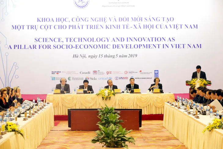 Vai trò trụ cột của khoa học, công nghệ và đổi mới sáng tạo trong phát triển KT-XH của Việt Nam - Ảnh 4. Vai trò trụ cột của khoa học, công nghệ và đổi mới sáng tạo trong phát triển KT-XH của Việt Nam - Ảnh 4.