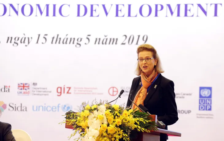 Vai trò trụ cột của khoa học, công nghệ và đổi mới sáng tạo trong phát triển KT-XH của Việt Nam - Ảnh 10. Vai trò trụ cột của khoa học, công nghệ và đổi mới sáng tạo trong phát triển KT-XH của Việt Nam - Ảnh 10.