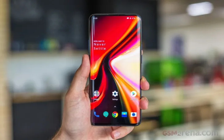 Cận cảnh OnePlus 7 Pro: Chiếc smartphone sát thủ iPhone! - Ảnh 6. Cận cảnh OnePlus 7 Pro: Chiếc smartphone sát thủ iPhone! - Ảnh 6.