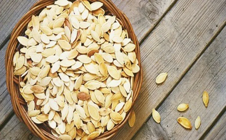 8 lợi ích sức khỏe kỳ diệu của hạt bí ngô - Ảnh 5. 8 lợi ích sức khỏe kỳ diệu của hạt bí ngô - Ảnh 5.