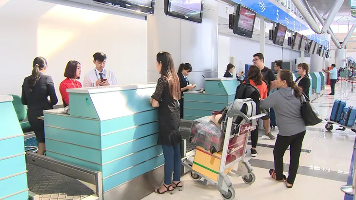Bộ Giao thông Vận tải không quy định giá sàn vé máy bay nội địa - Ảnh 1. Bộ Giao thông Vận tải không quy định giá sàn vé máy bay nội địa - Ảnh 1.