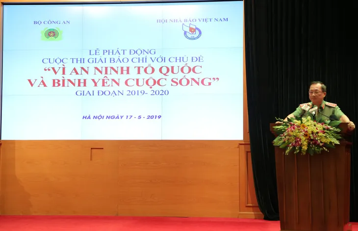 Phát động giải báo chí vì Vì An ninh Tổ quốc và bình yên cuộc sống - Ảnh 2. Phát động giải báo chí vì Vì An ninh Tổ quốc và bình yên cuộc sống - Ảnh 2.