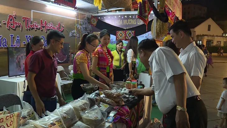 Sắc màu văn hóa dân tộc Mông, Yên Bái - Ảnh 2. Sắc màu văn hóa dân tộc Mông, Yên Bái - Ảnh 2.
