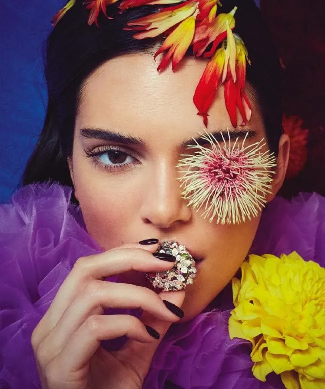 Kendall Jenner: Tôi còn trẻ, các mối quan hệ đều không chắc chắn - Ảnh 3. Kendall Jenner: Tôi còn trẻ, các mối quan hệ đều không chắc chắn - Ảnh 3.