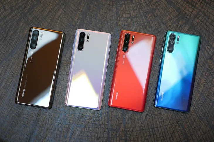 Google cắt đứt quan hệ, Huawei bắt đầu cảm nhận vòng kim cô của Tổng thống Trump - Ảnh 1. Google cắt đứt quan hệ, Huawei bắt đầu cảm nhận vòng kim cô của Tổng thống Trump - Ảnh 1.