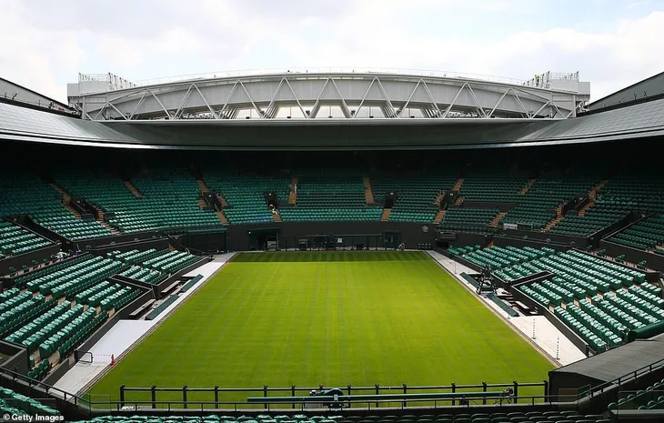Các tay vợt hào hứng trải nghiệm mái che tại sân số 1 của Wimbledon - Ảnh 4. Các tay vợt hào hứng trải nghiệm mái che tại sân số 1 của Wimbledon - Ảnh 4.