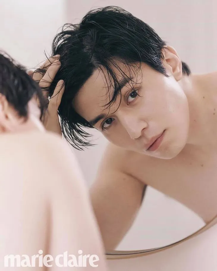 Lee Dong Wook siêu cuốn hút! - Ảnh 2. Lee Dong Wook siêu cuốn hút! - Ảnh 2.