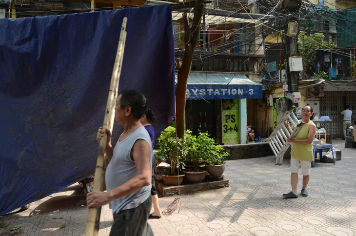 Kiên quyết không để các sân chơi tại các khu tập thể đang bị chiếm dụng - Ảnh 4. Kiên quyết không để các sân chơi tại các khu tập thể đang bị chiếm dụng - Ảnh 4.