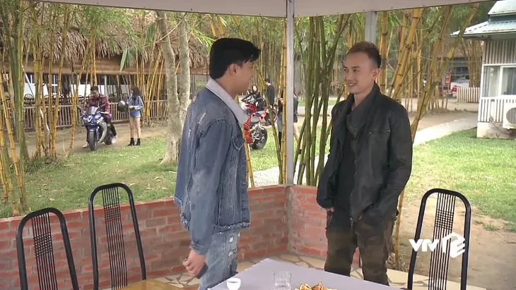 Về nhà đi con - Tập 29: Vũ (Quốc Trường) nghi ngờ bố giả vờ đổ bệnh để ép mình cưới Thư (Bảo Thanh) - Ảnh 3. Về nhà đi con - Tập 29: Vũ (Quốc Trường) nghi ngờ bố giả vờ đổ bệnh để ép mình cưới Thư (Bảo Thanh) - Ảnh 3.
