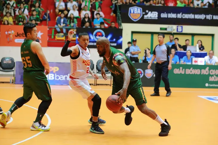 VBA Pre - season 2019, Game 4: Saigon Heat bất ngờ vượt qua Đương kim vô địch Cantho Catfish - Ảnh 1. VBA Pre - season 2019, Game 4: Saigon Heat bất ngờ vượt qua Đương kim vô địch Cantho Catfish - Ảnh 1.