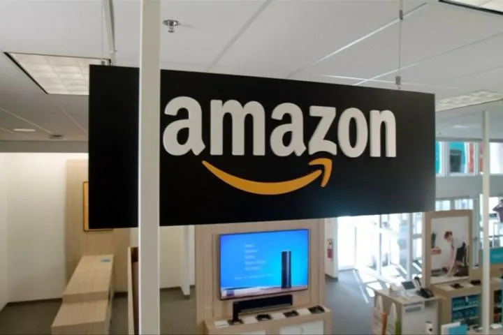 Amazon soán ngôi thương hiệu giá trị nhất thế giới của Google - Ảnh 1. Amazon soán ngôi thương hiệu giá trị nhất thế giới của Google - Ảnh 1.