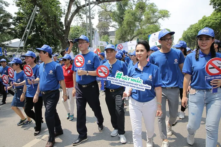 Hàng nghìn người hưởng ứng thông điệp Cuộc sống không khói thuốc - Ảnh 15. Hàng nghìn người hưởng ứng thông điệp Cuộc sống không khói thuốc - Ảnh 15.
