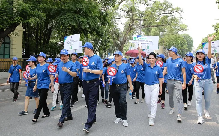 Hàng nghìn người hưởng ứng thông điệp Cuộc sống không khói thuốc - Ảnh 14. Hàng nghìn người hưởng ứng thông điệp Cuộc sống không khói thuốc - Ảnh 14.
