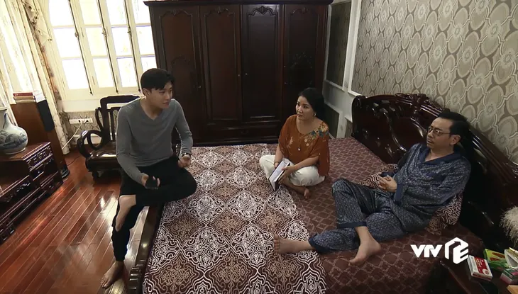 Về nhà đi con - Tập 32: Vũ yêu cầu Thư làm hợp đồng hôn nhân, Dương khuyên Huệ quay về với tình cũ - Ảnh 7. Về nhà đi con - Tập 32: Vũ yêu cầu Thư làm hợp đồng hôn nhân, Dương khuyên Huệ quay về với tình cũ - Ảnh 7.