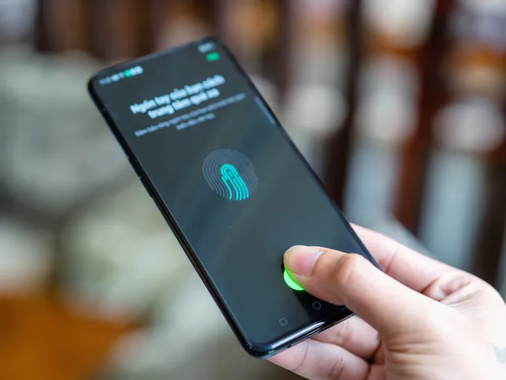 Cận cảnh smartphone Oppo Reno với camera trượt vây cá mập trước ngày ra mắt - Ảnh 5. Cận cảnh smartphone Oppo Reno với camera trượt vây cá mập trước ngày ra mắt - Ảnh 5.