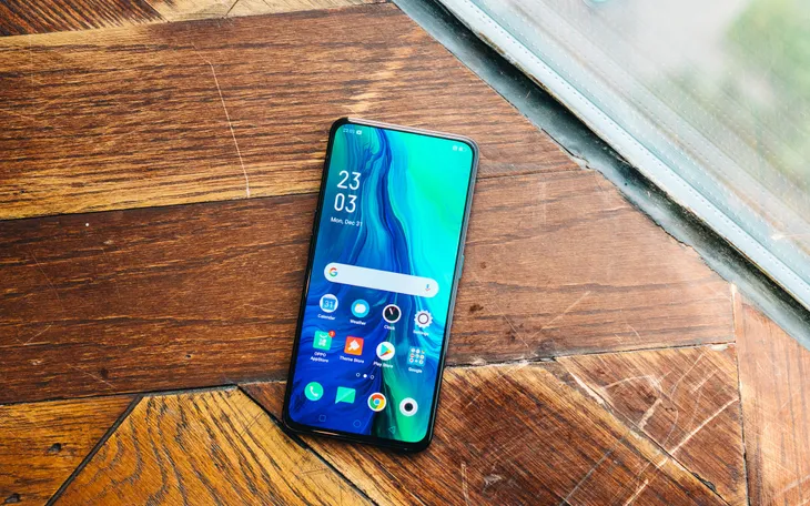 Cận cảnh smartphone Oppo Reno với camera trượt vây cá mập trước ngày ra mắt - Ảnh 4. Cận cảnh smartphone Oppo Reno với camera trượt vây cá mập trước ngày ra mắt - Ảnh 4.