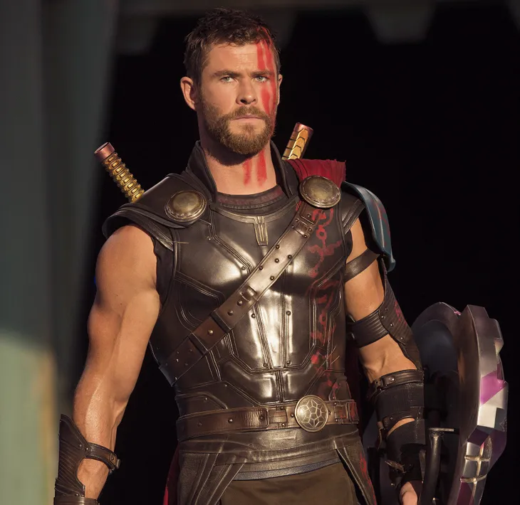 Chris Hemsworth thích bộ dạng Thor béo trong Avengers: Endgame - Ảnh 2. Chris Hemsworth thích bộ dạng Thor béo trong Avengers: Endgame - Ảnh 2.