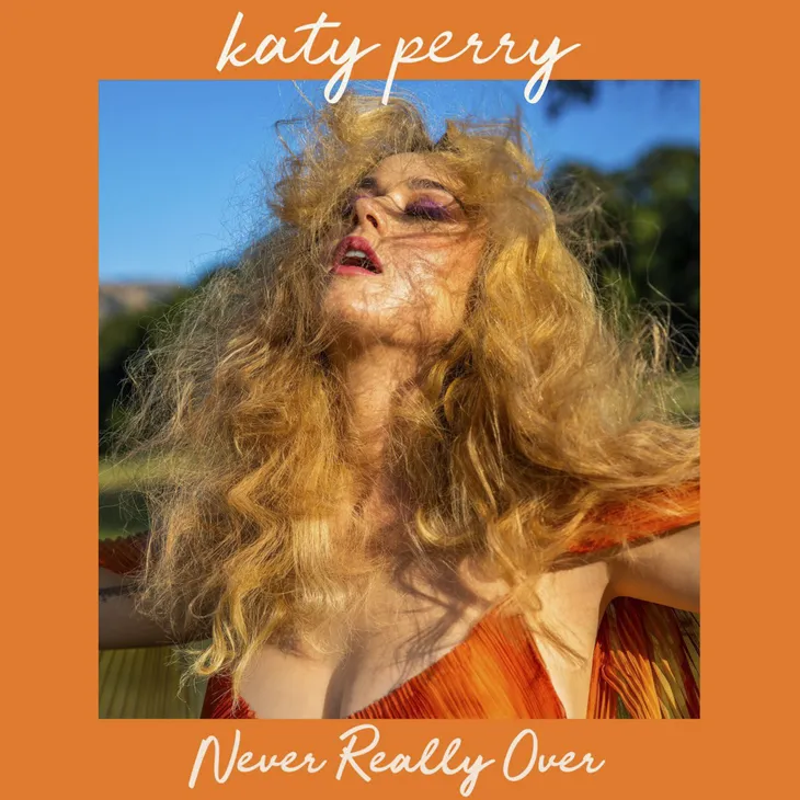 Katy Perry trở lại đường đua âm nhạc, đối đầu Miley Cyrus và Cardi B - Ảnh 2. Katy Perry trở lại đường đua âm nhạc, đối đầu Miley Cyrus và Cardi B - Ảnh 2.