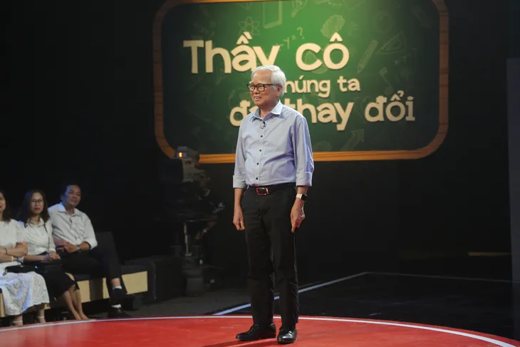 Gala Thầy cô chúng ta đã thay đổi: Thay đổi vì một trường học hạnh phúc - Ảnh 7. Gala Thầy cô chúng ta đã thay đổi: Thay đổi vì một trường học hạnh phúc - Ảnh 7.